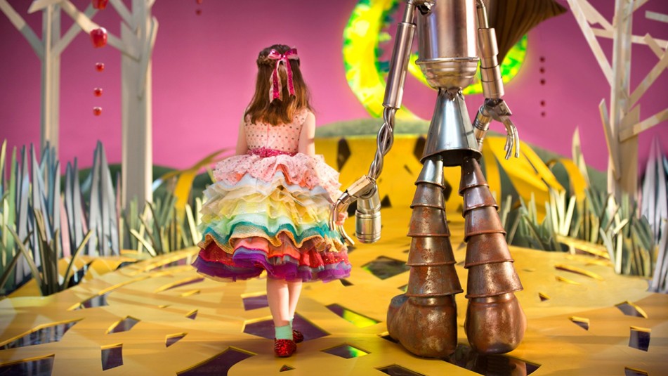 Singing Narwhals And The Wizard Of Oz: Five Ads You Should Watch Right Now