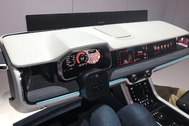 Samsung cockpit CES 2019